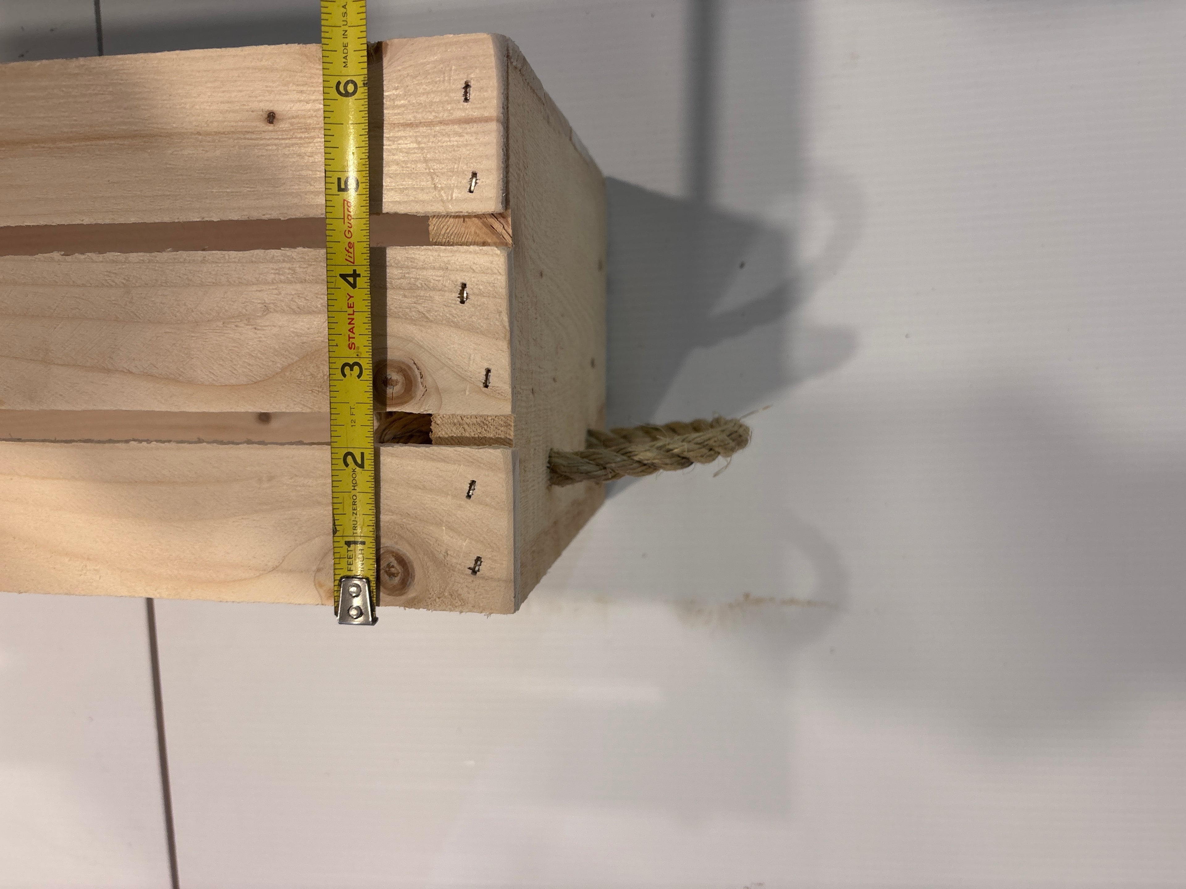 Boîte de bois moyenne