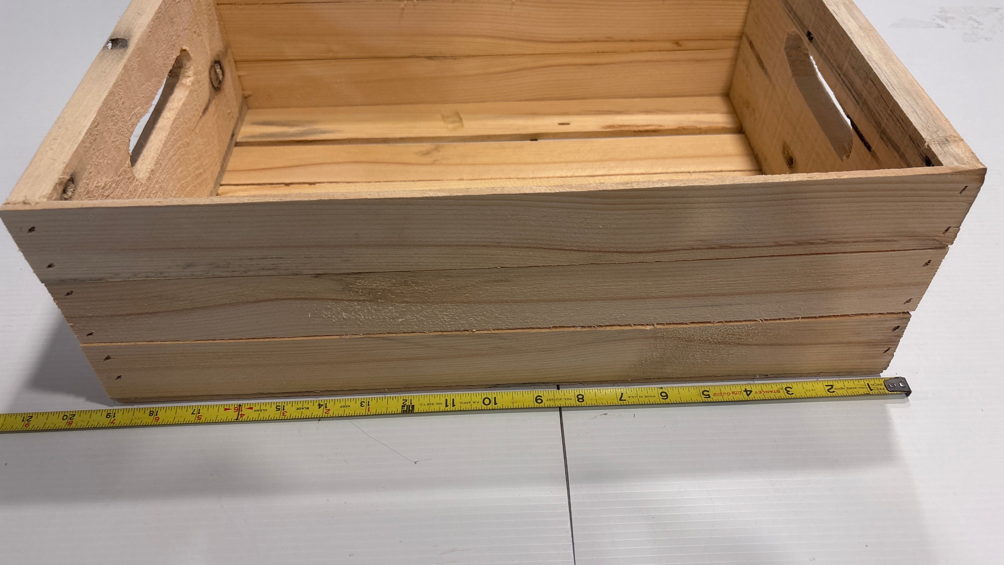 Boîte en bois grosse