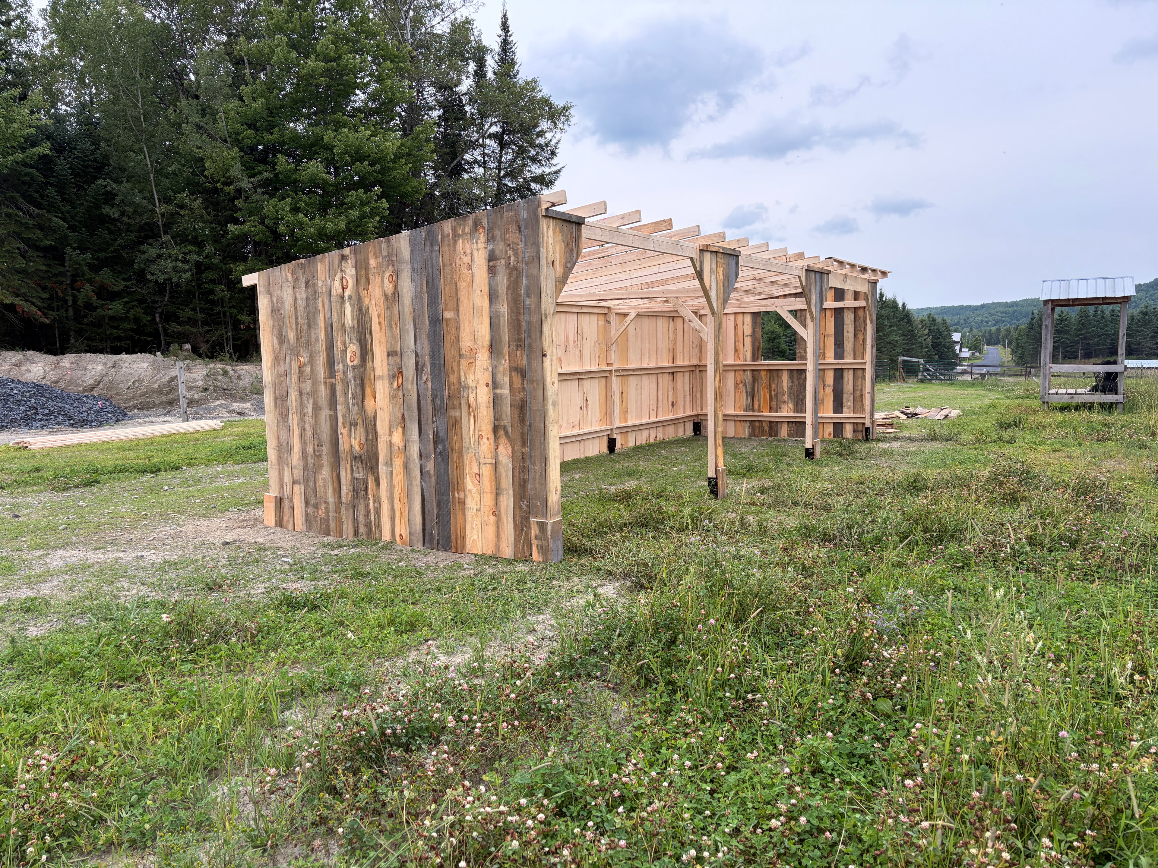 Abris à chevaux 10x30