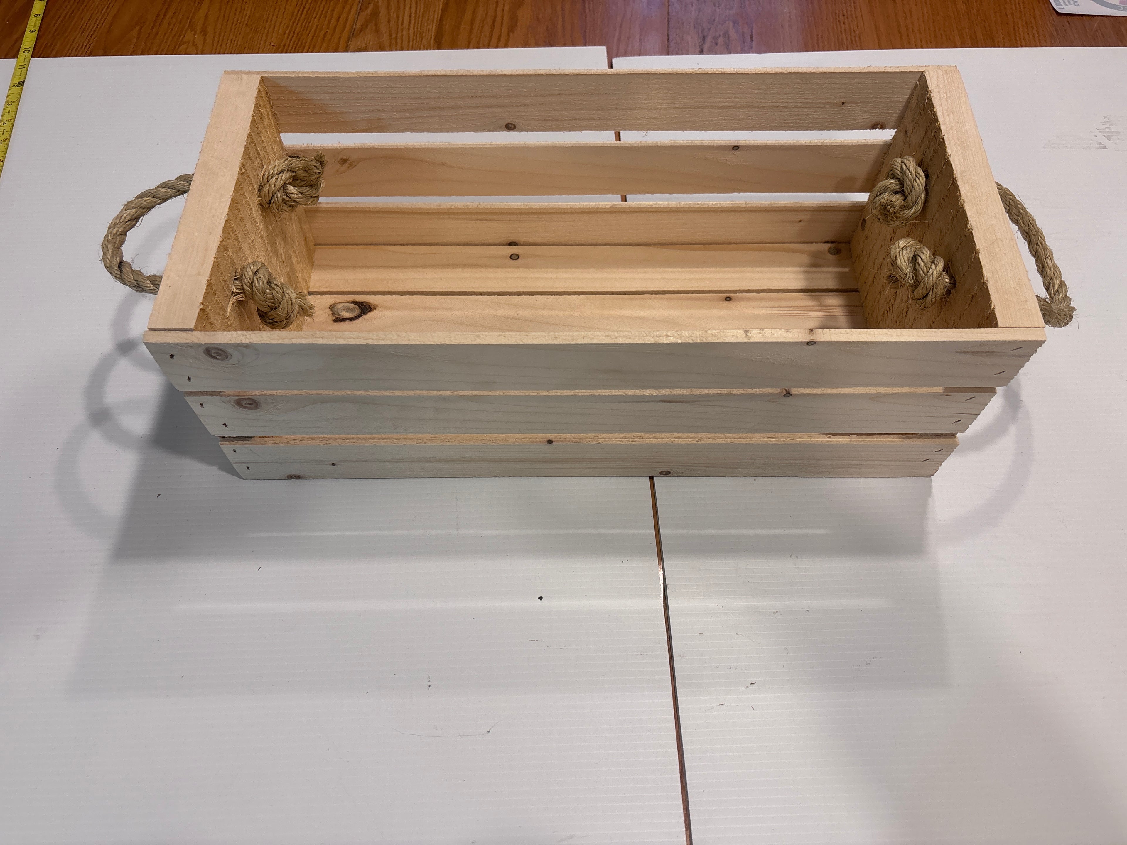 Boîte de bois moyenne