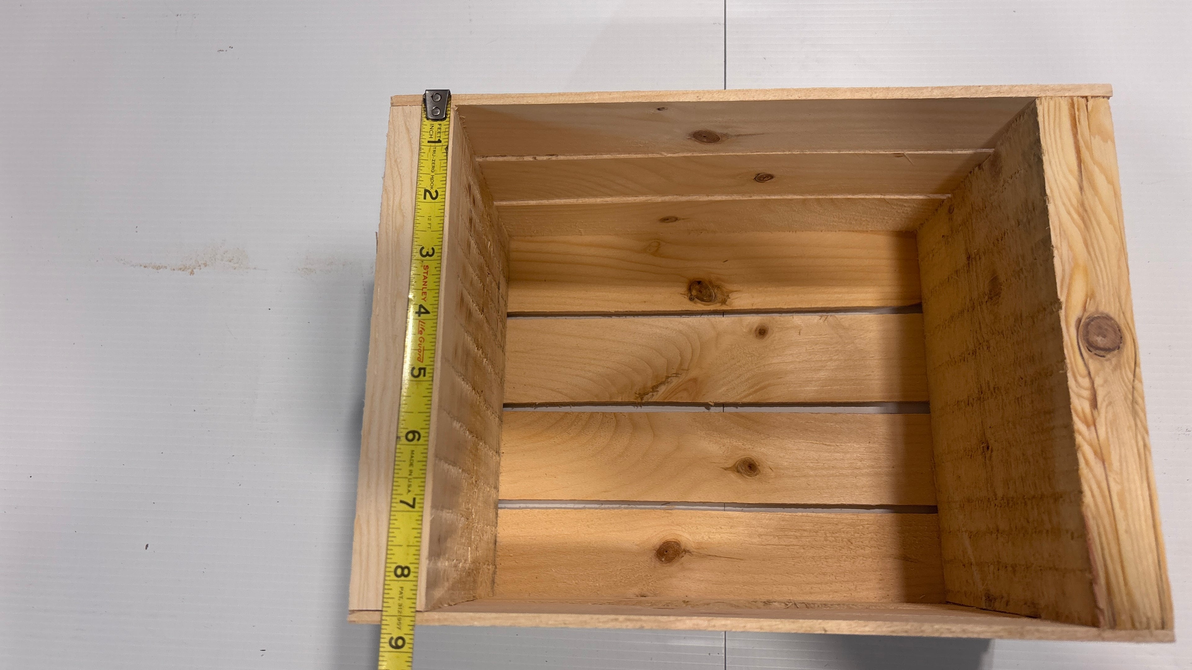 Boîte de bois petite